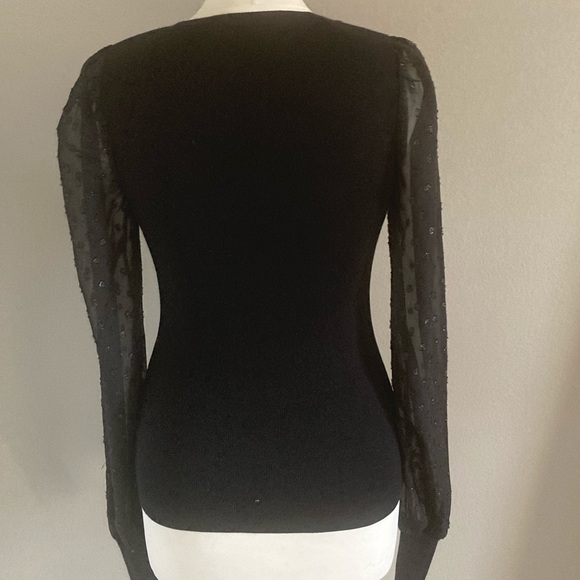 Bishop sleeve sweater - Picture 2 of 2